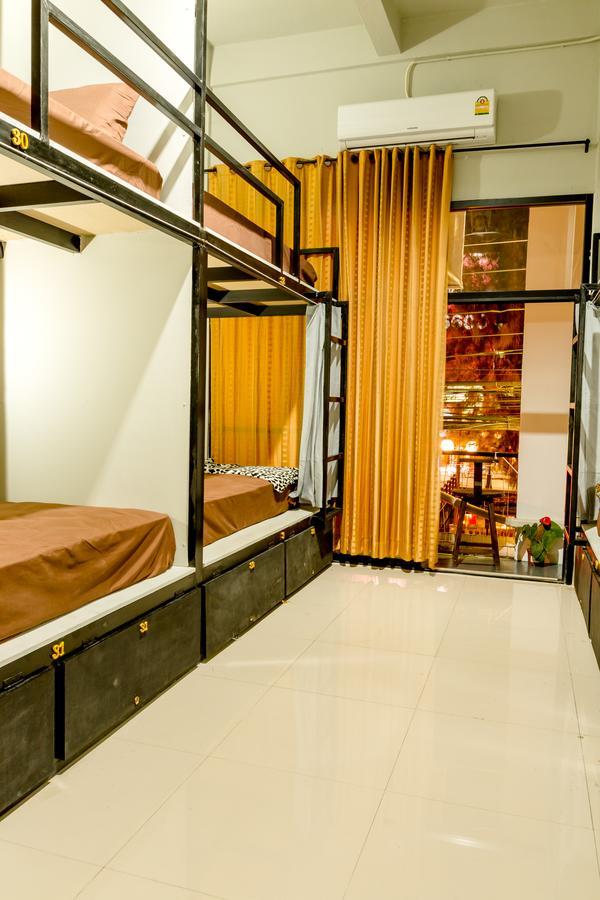 Iris Hostel Chiang Mai Dış mekan fotoğraf